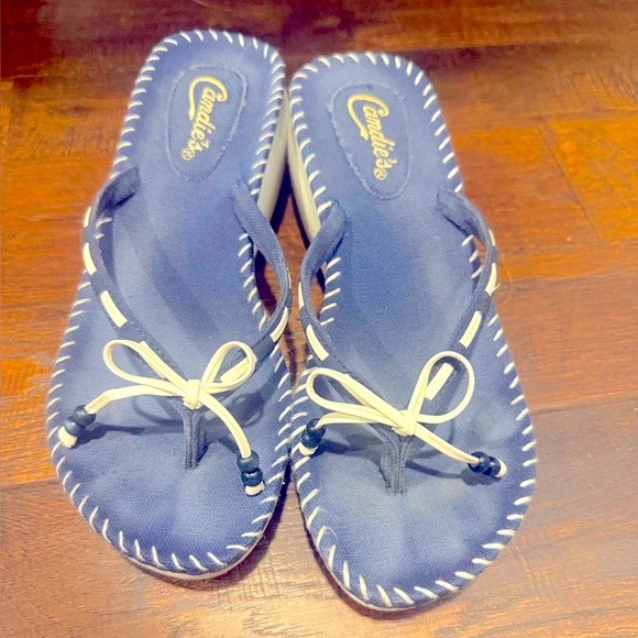 Candie's Blue and White Bow Sandals - Picture 1 of 11